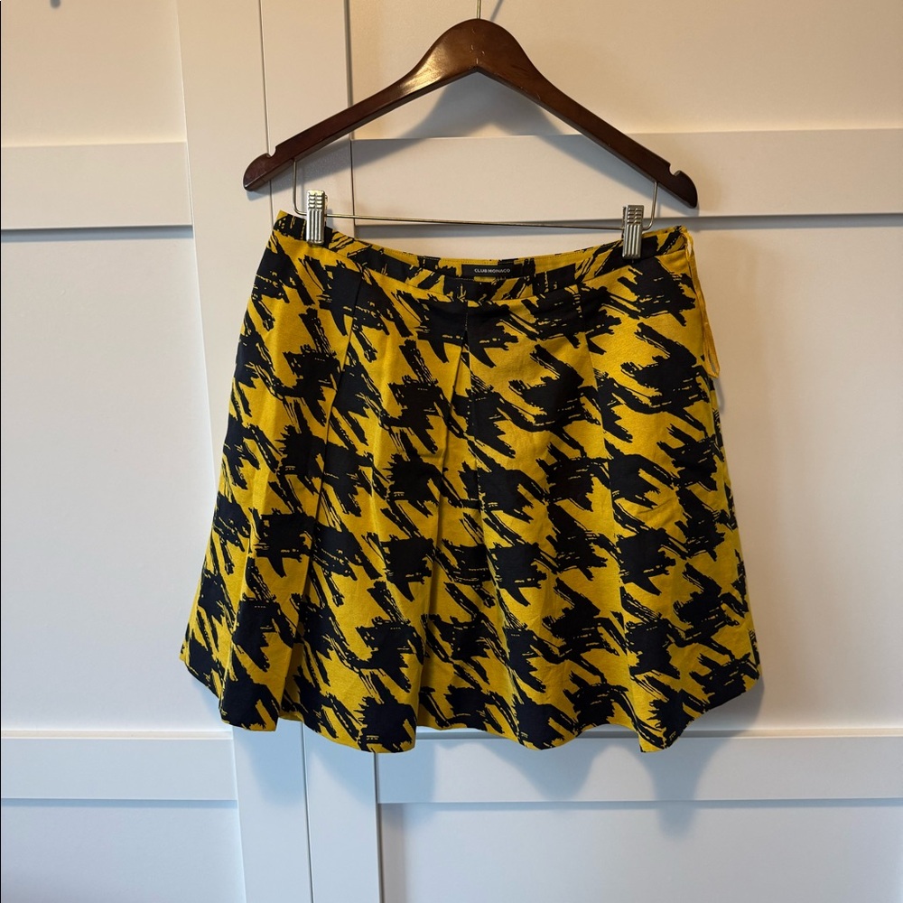 Club Monaco yellow houndstooth skirt
